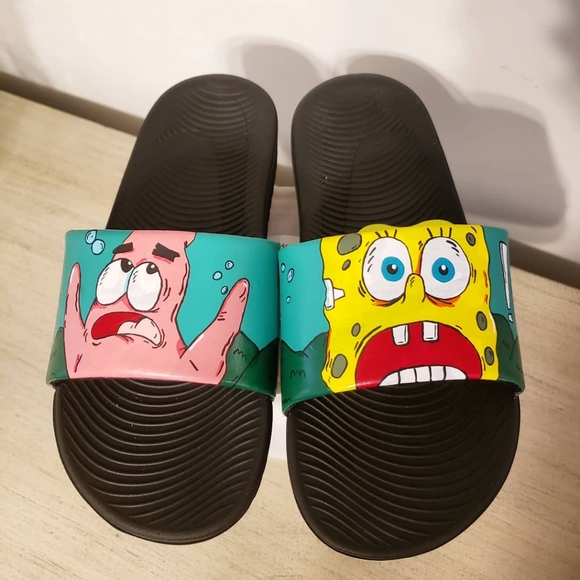 Custom Nike Slides - Picture 2 of 3